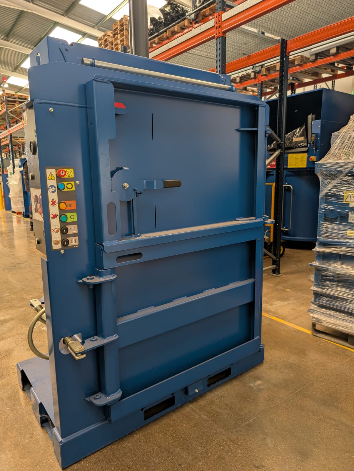 OFERTA Prensa compactadora RL 144