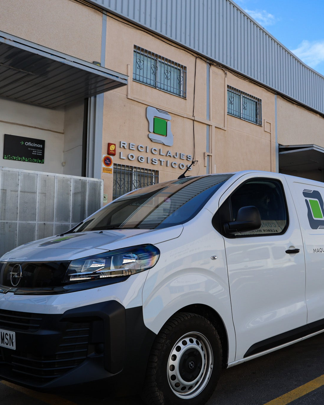 Servicios excepcionales: transporte, instalación, formación y mantenimiento predictivo y preventivo con garantía 5 años.